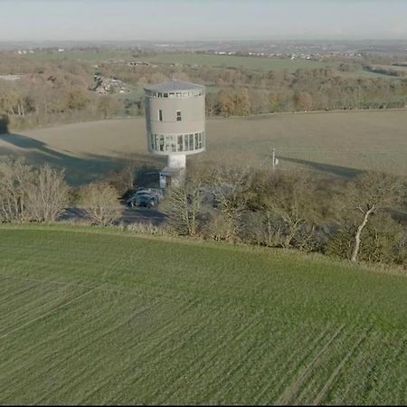 Emley Luxury Converted Water Tower In Flocktonヴィラ エクステリア 写真